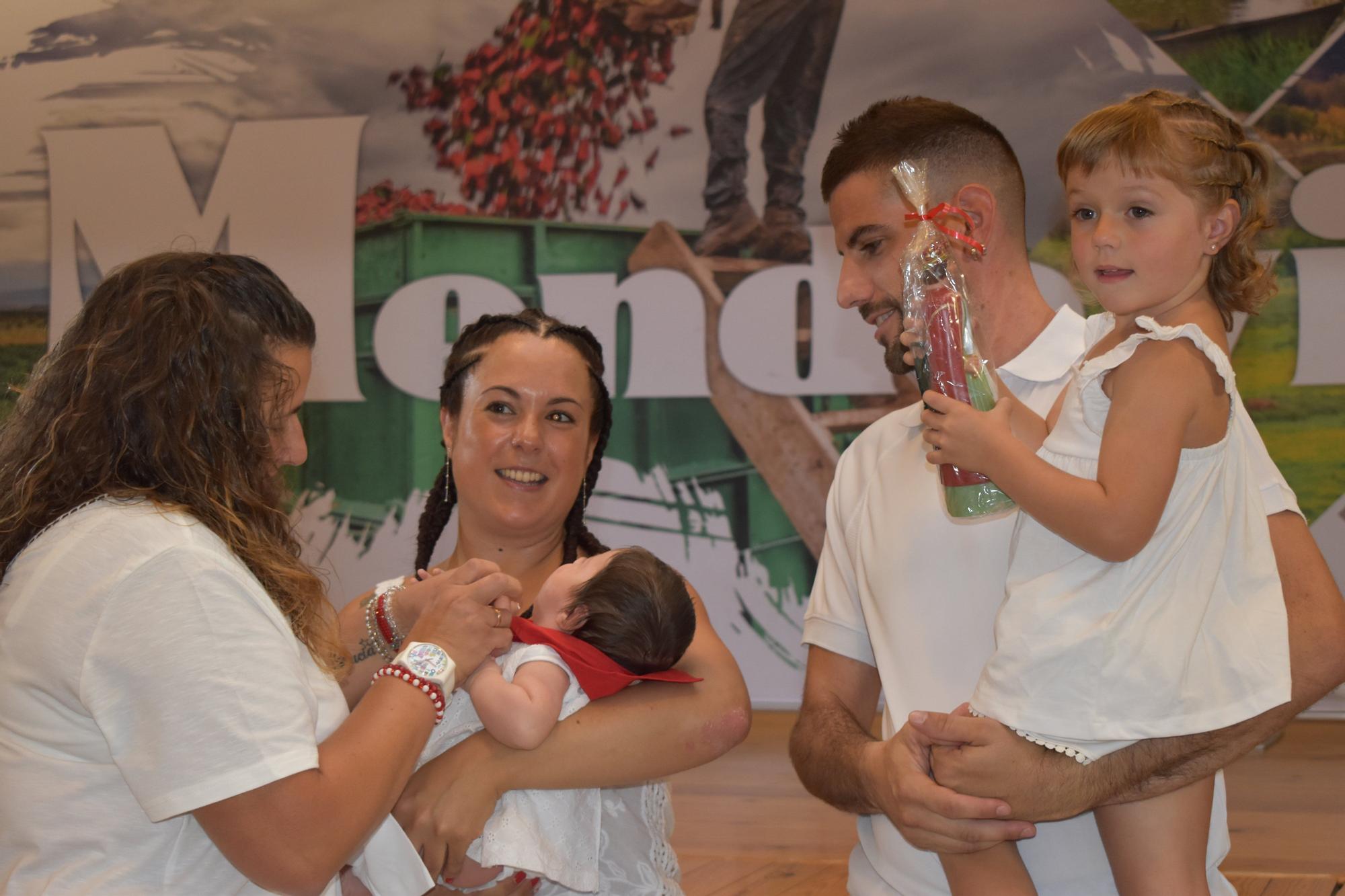 Fotos del chupinazo de Mendavia 2025