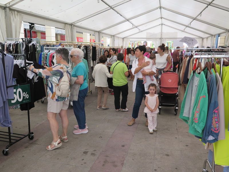 Feria de Verano de la asociación de comerciantes de Urretxu y Zumarraga