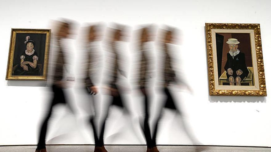Curiosa imagen de la exposición de María Blanchard en el Reina Sofía.