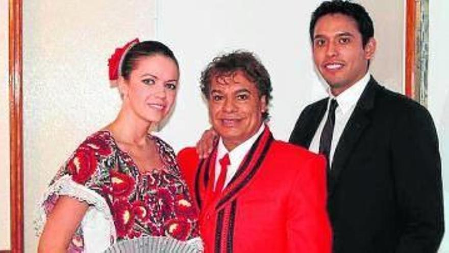 Un hijo de Juan Gabriel pone varias demandas