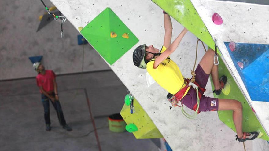 Una escaladora, en el Centro Rocópolis de Berrioplano.