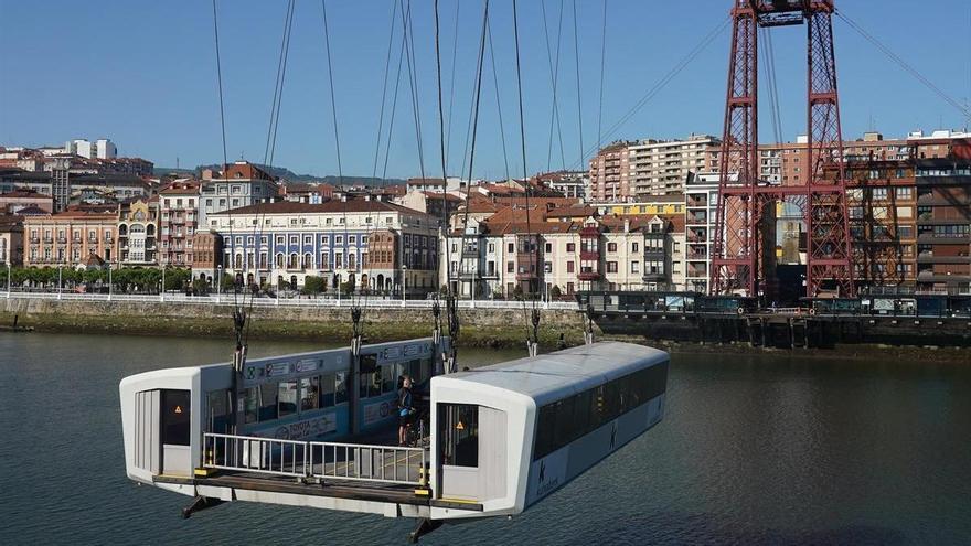 El Puente Colgante cambia de esqueleto: retoma su servicio tras las obras