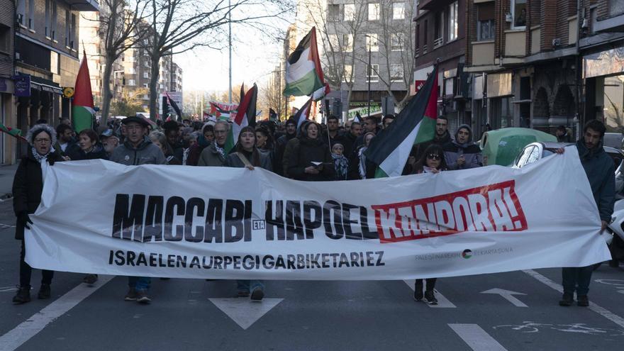 Maccabi Hapoel Kanpora: centenares de personas marchan en Gasteiz