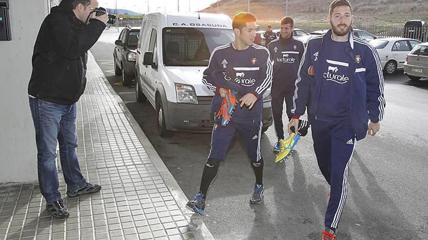 Damiá y Cejudo se alejan