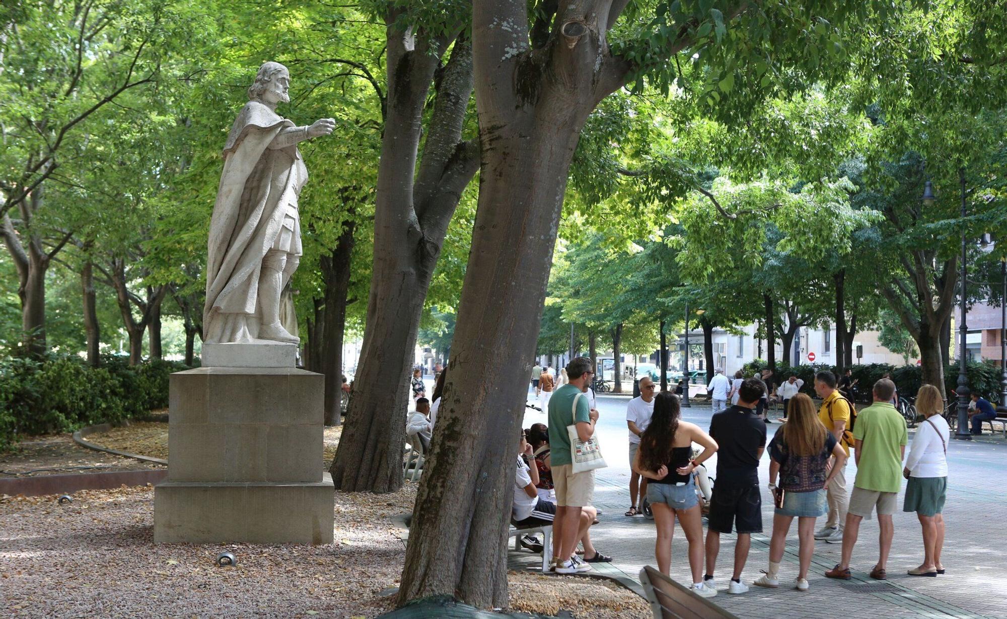 Fotos del Inicio de las catas previas al comienzo de las obra del Paseo de Sarasate