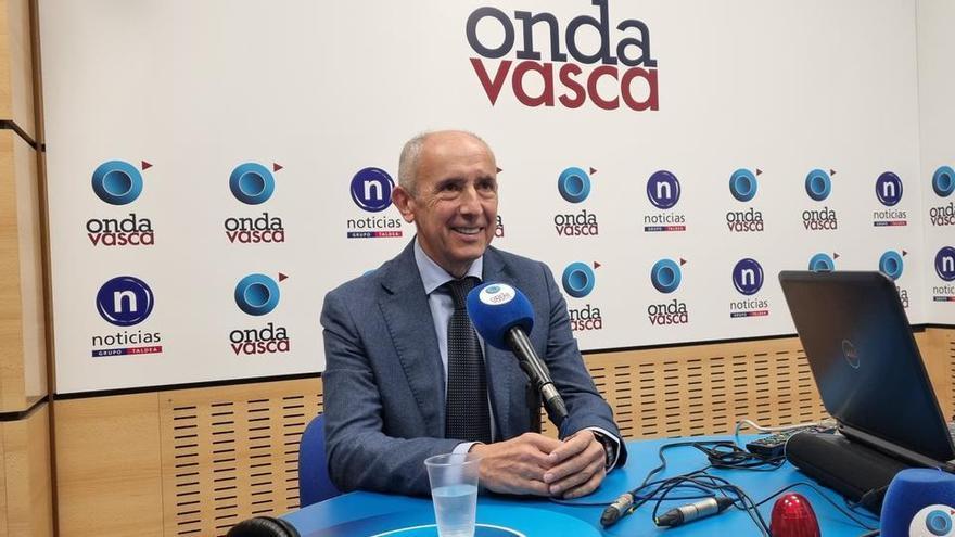 Josu Erkoreka: &quot;Los contactos entre gobiernos por las transferencias se han intensificado&quot;