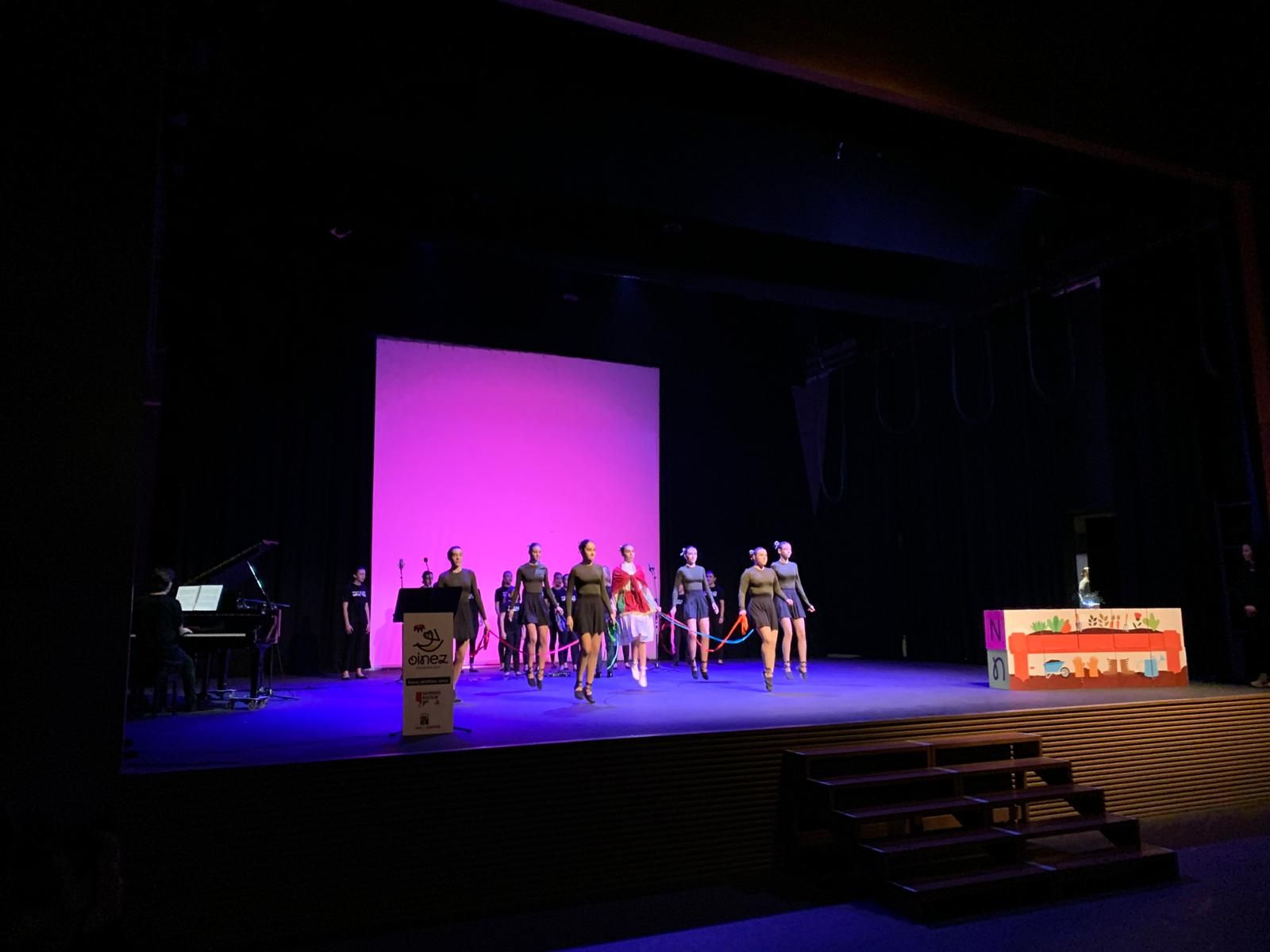 "Jarraitu dezagun ereiten". Abiatu da Nafarroa Oinezen omenaldien ekitaldia, Atarrabiako Kultur Etxean.