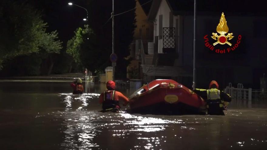 Al menos 10 fallecidos por las lluvias torrenciales y las inundaciones en el centro de Italia