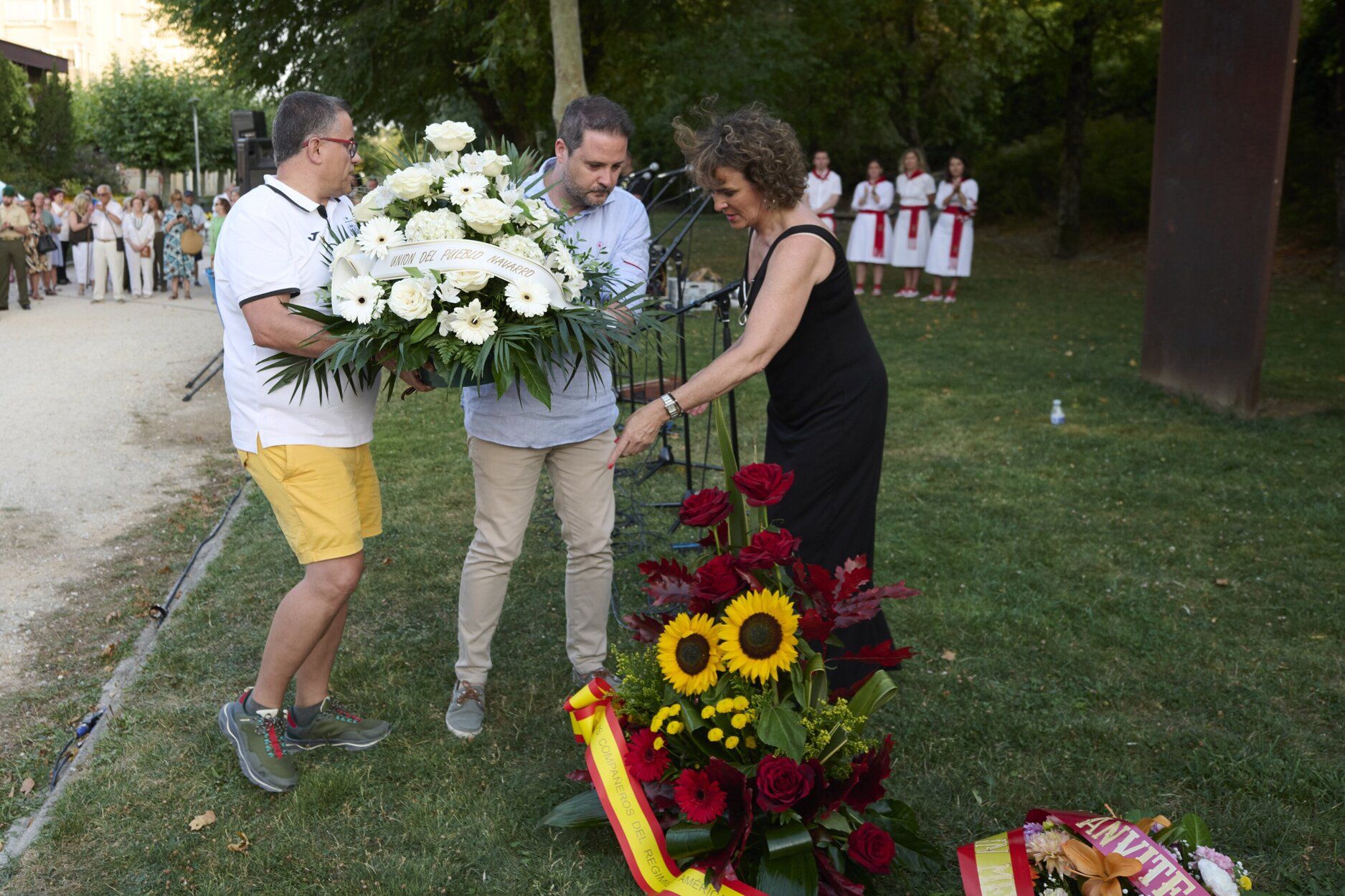 Fotos del homenaje a Casanova en Berriozar en el 25 aniversario de su asesinato por ETA