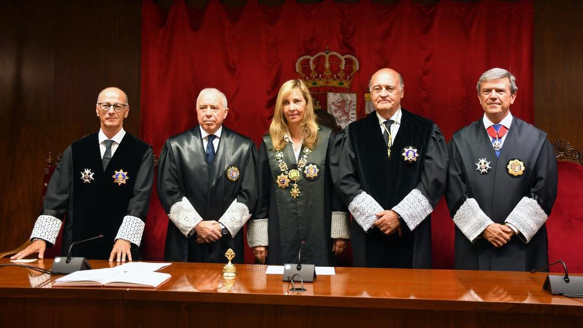 Acto de toma de posesión de Julián Huarte Lázaro.