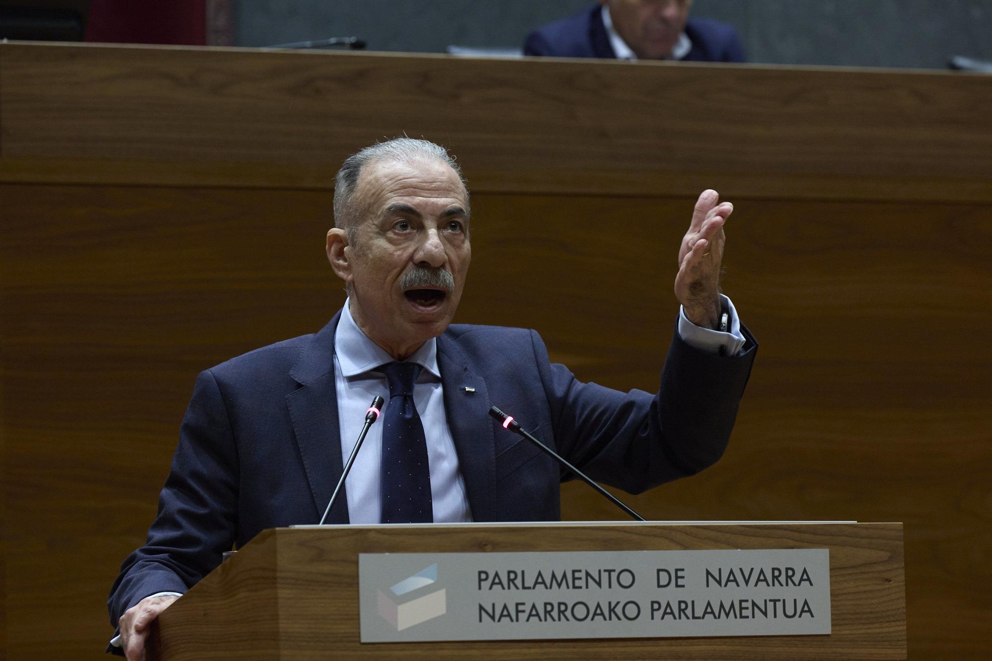 Fotos de la entrega de la Medalla de Oro del Parlamento de Navarra