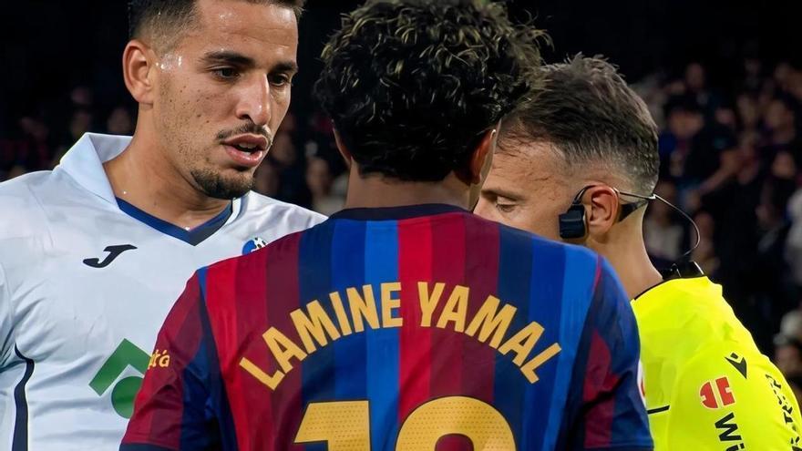El exalbiazul Abqar da la nota ante Lamine en el Camp Nou