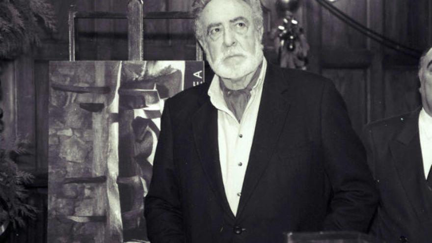 Fallece Nestor Basterretxea a los 90 años en su casa de Hondarribia