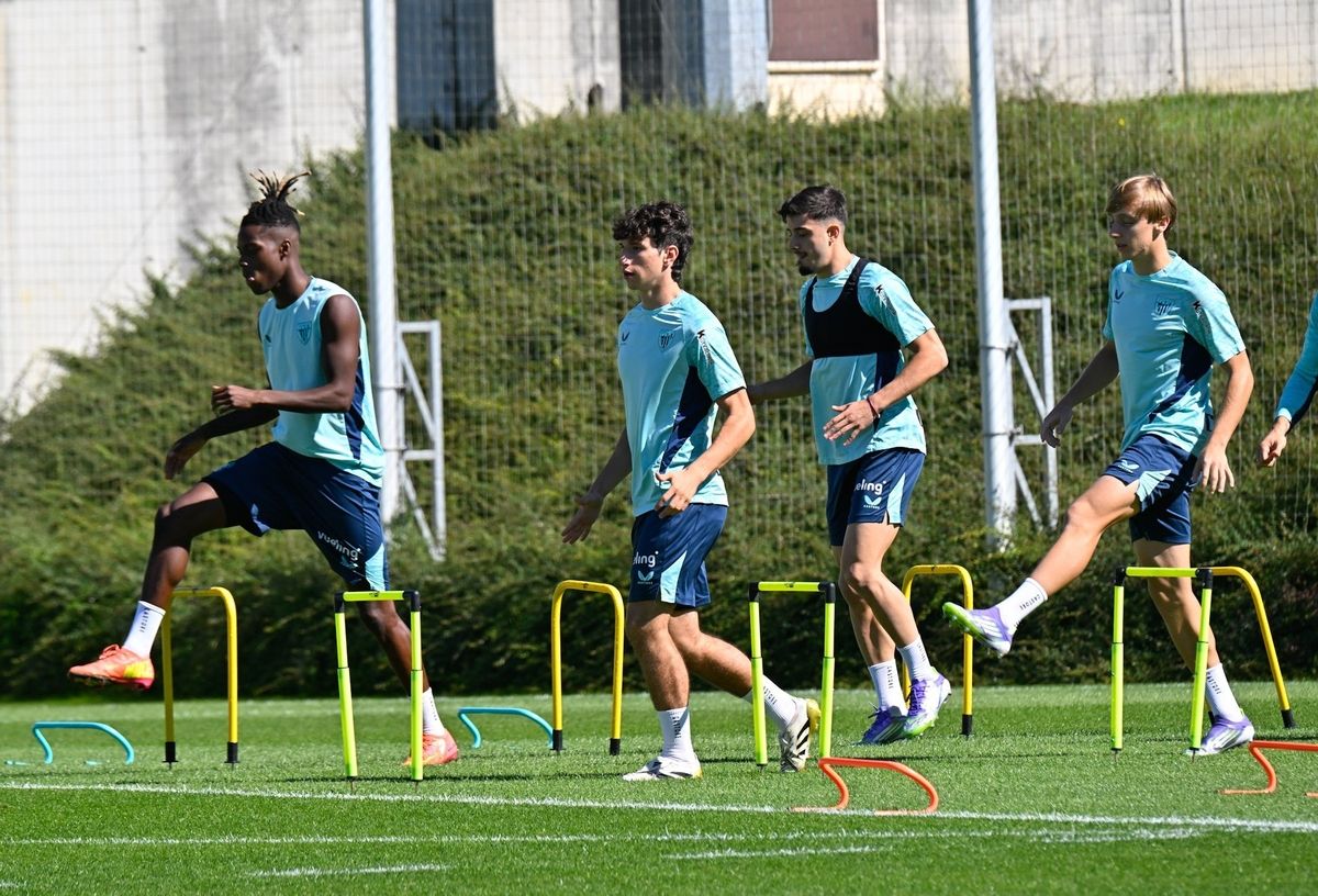 Entrenamiento del Athletic tras el partido ante el Borussia