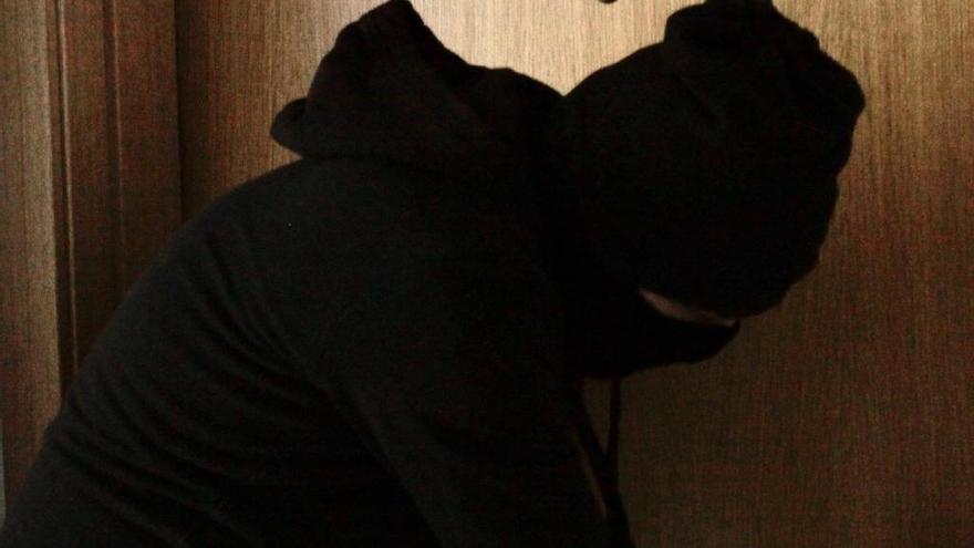 Tres detenidos en Tudela tras agredir a propietario de bar y sustraer bebidas