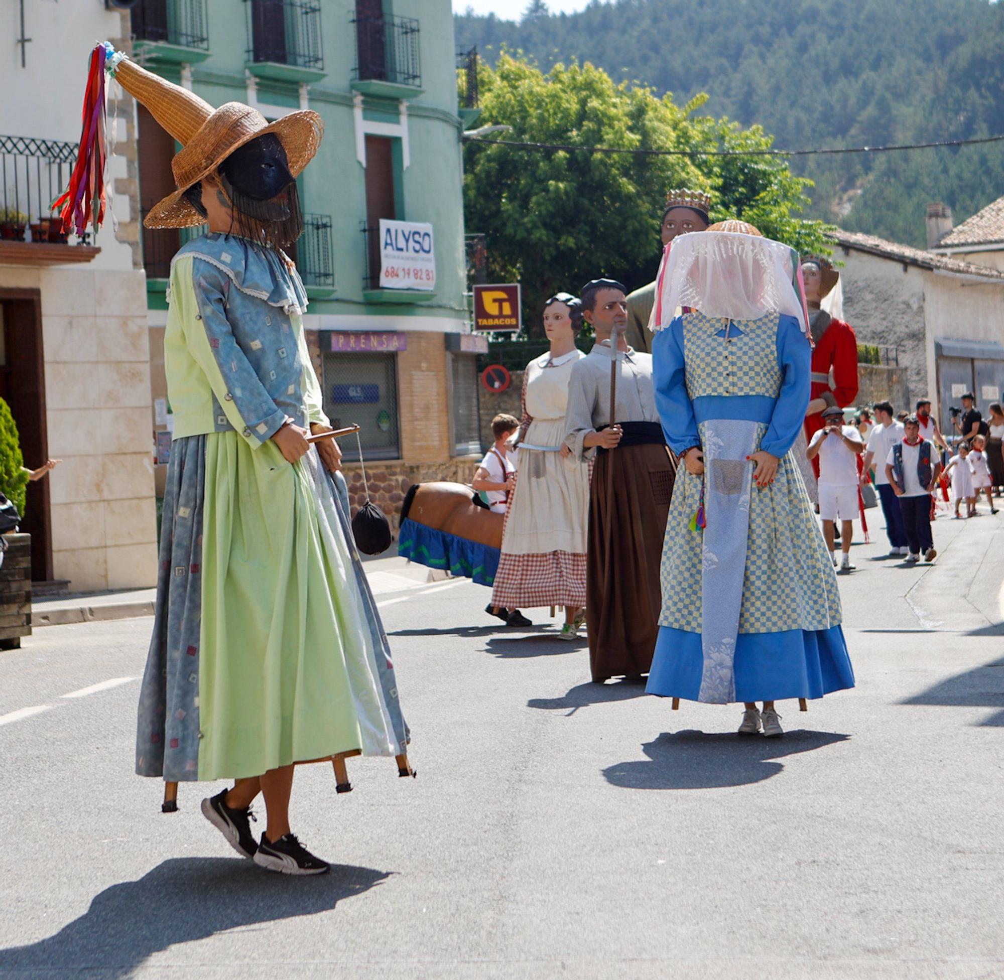 Fotos del Día de la Infancia en las fiestas de Aoiz