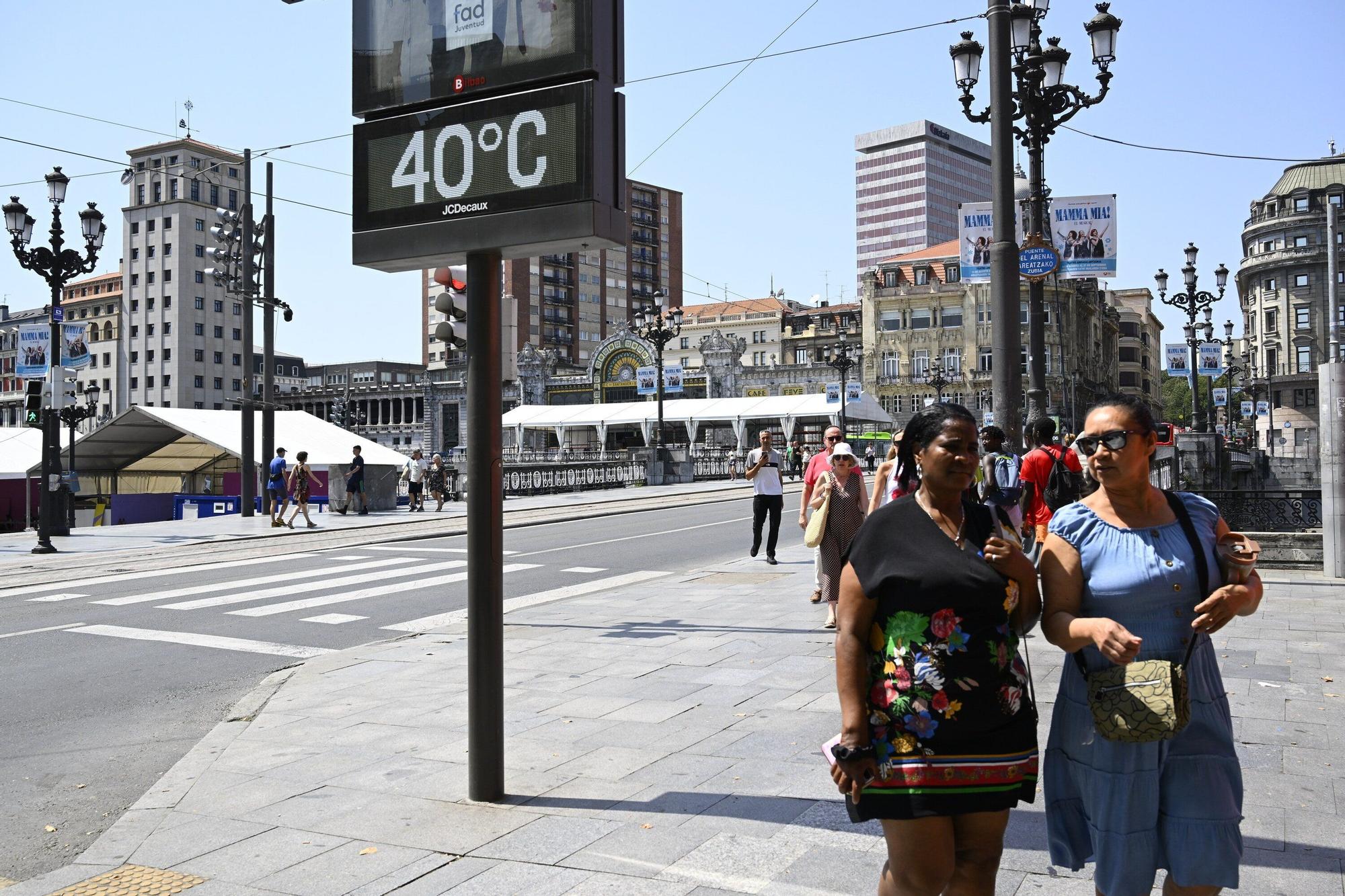 En imágenes: Bizkaia, en alerta por calor extremo: hasta 38 grados en el interior