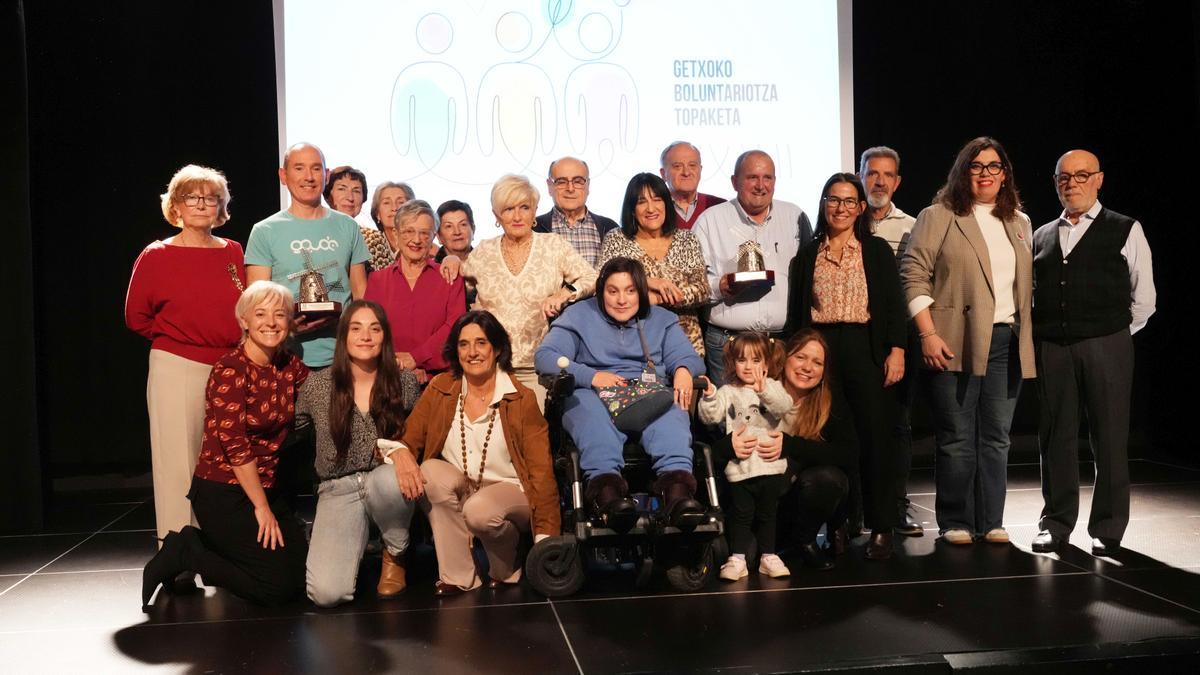 Foto de familia de ganadores e impulsores de los premios.