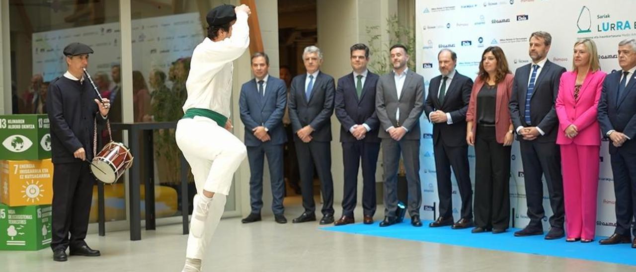 Video resumen: V. Edición de los premios Lurra Sariak
