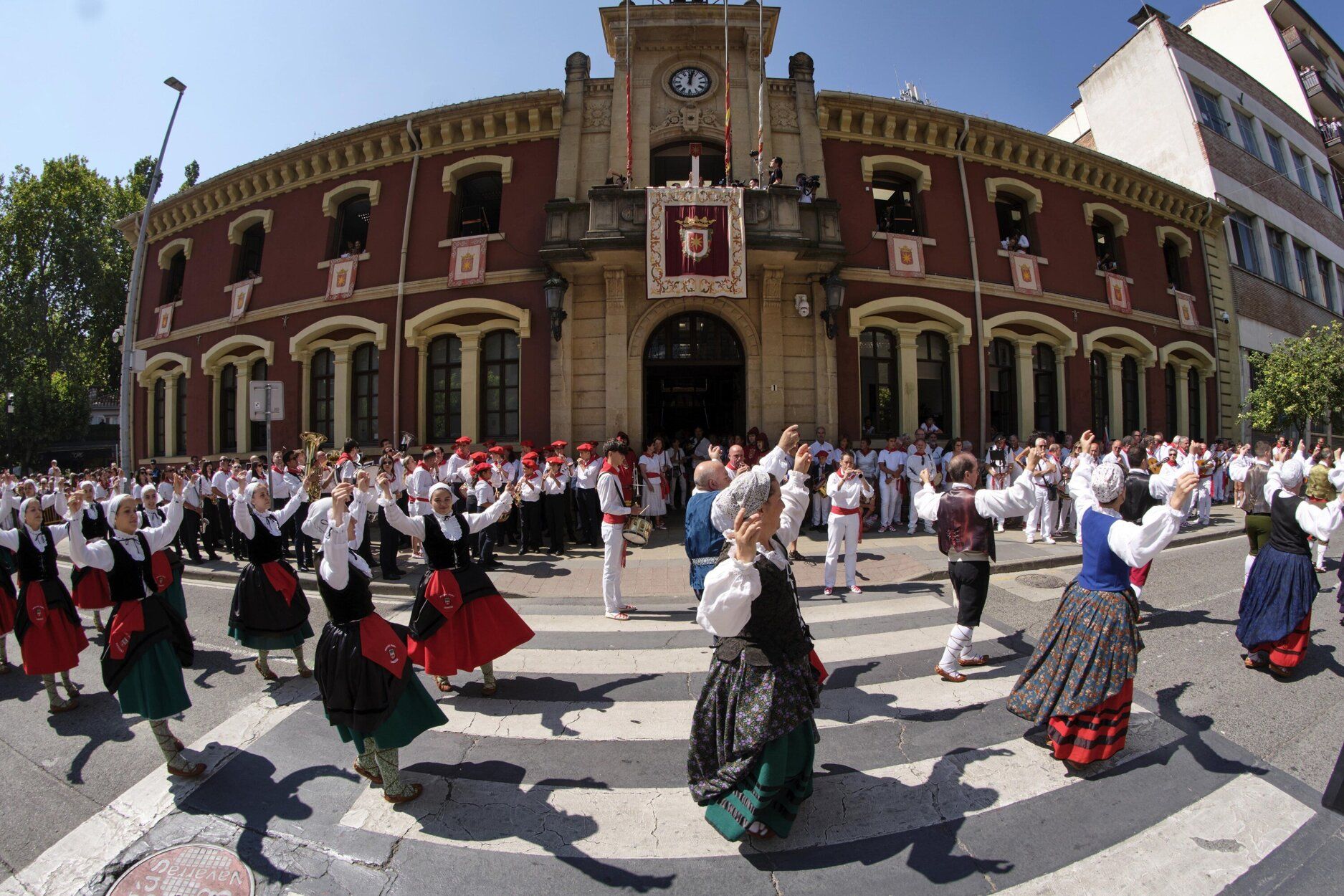 Fotos del inicio de las fiestas de Estella-Lizarra