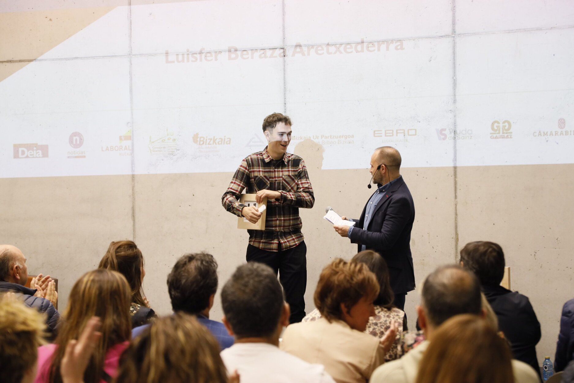 En imágenes: Así ha sido la gala DEIA Laboral Kutxa Hemendik Sariak de Enkarterri