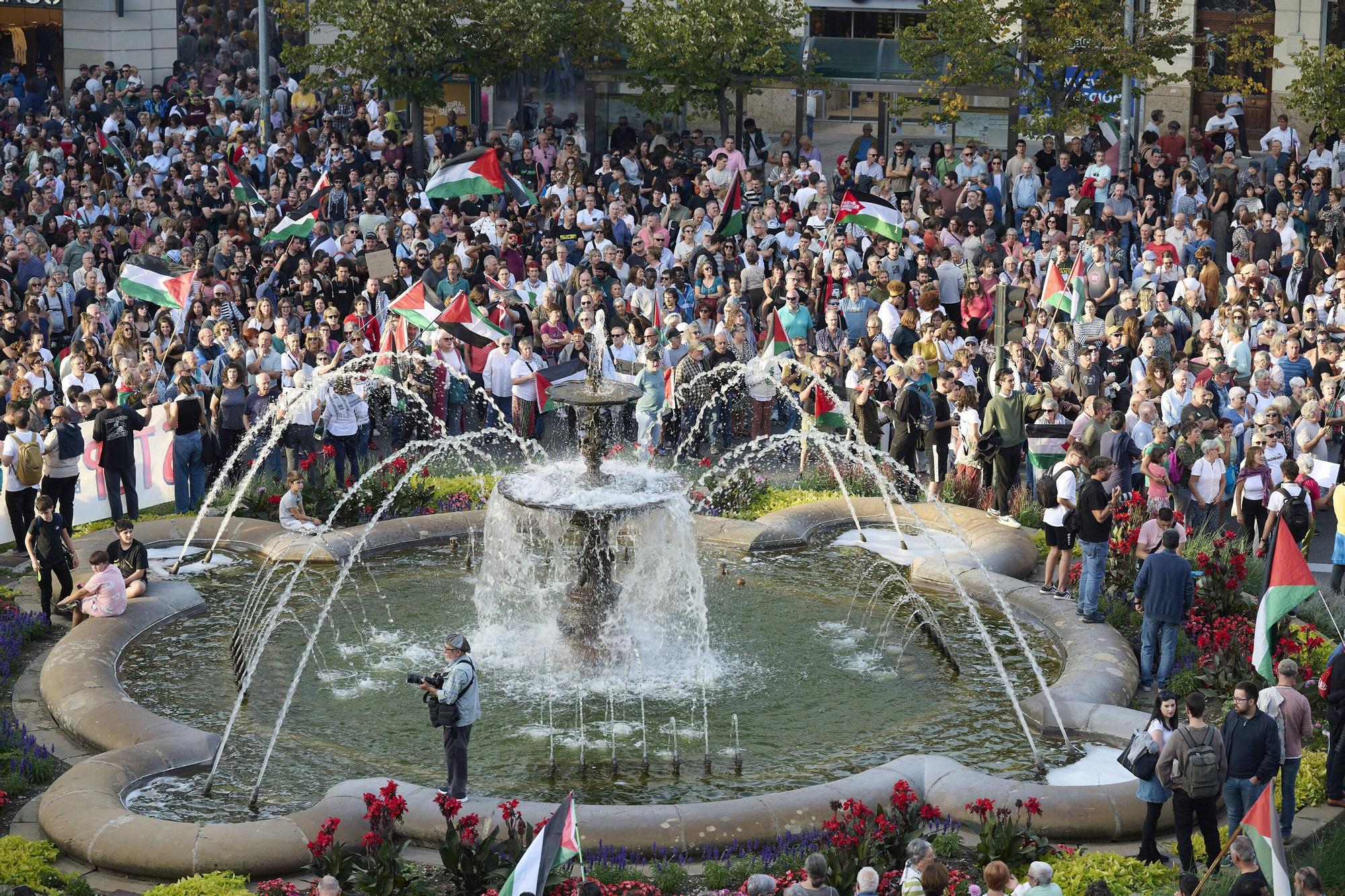 Concentración en Pamplona contra la detención de la flotilla humanitaria a Palestina