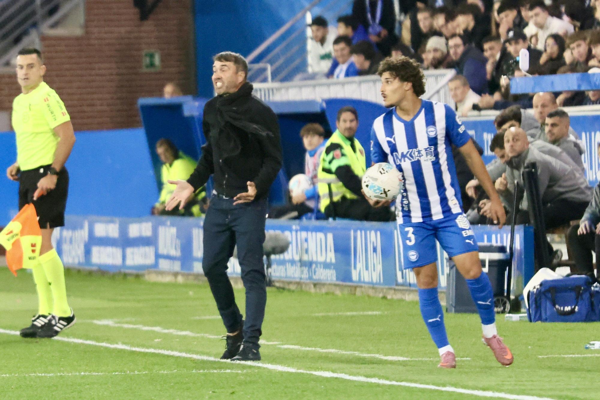 Todas las fotos del Alavés-Valencia en Mendizorroza