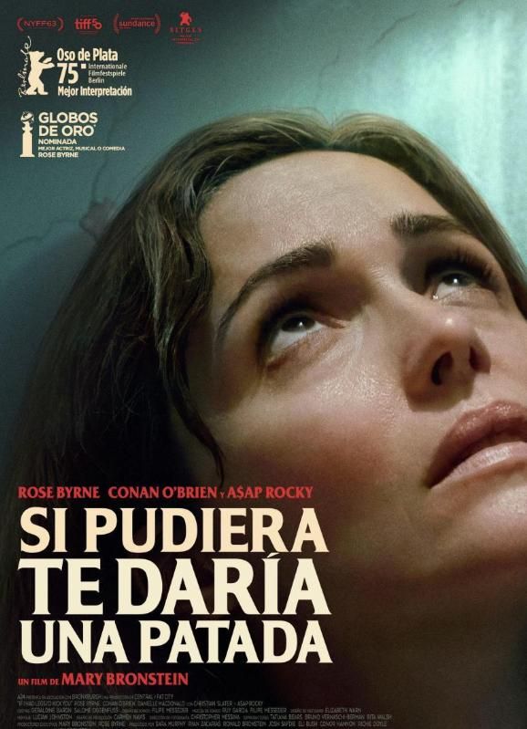 'Si pudiera te daría una patada' filmaren kartela.