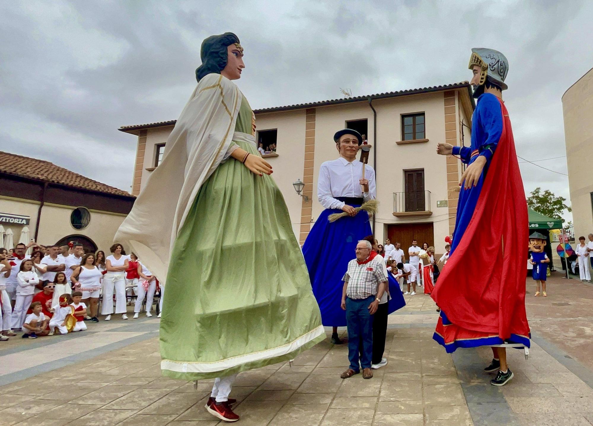 Fotos del Chupinazo de fiestas de Sesma 2025
