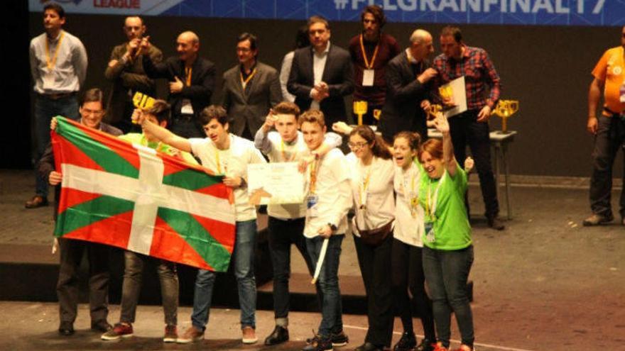 Bilboko Begoñazpi ikastola munduko robotika, zientzia eta teknologia txapelketako finalera iritsi da