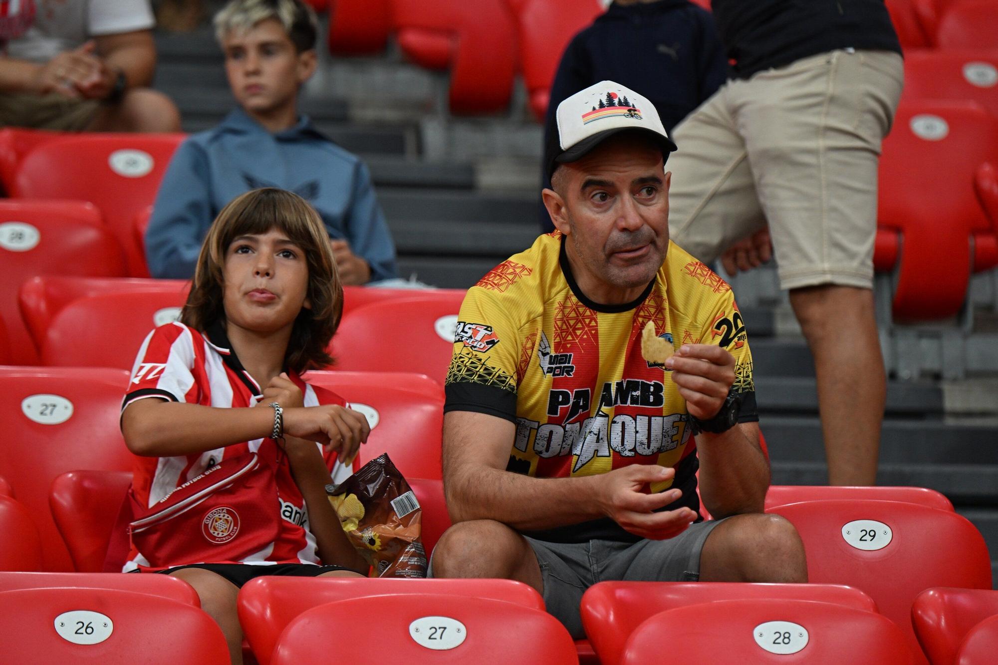 En imágenes: ¿Has estado en San Mamés viendo el Athletic-Sevilla? Búscate en nuestra galería