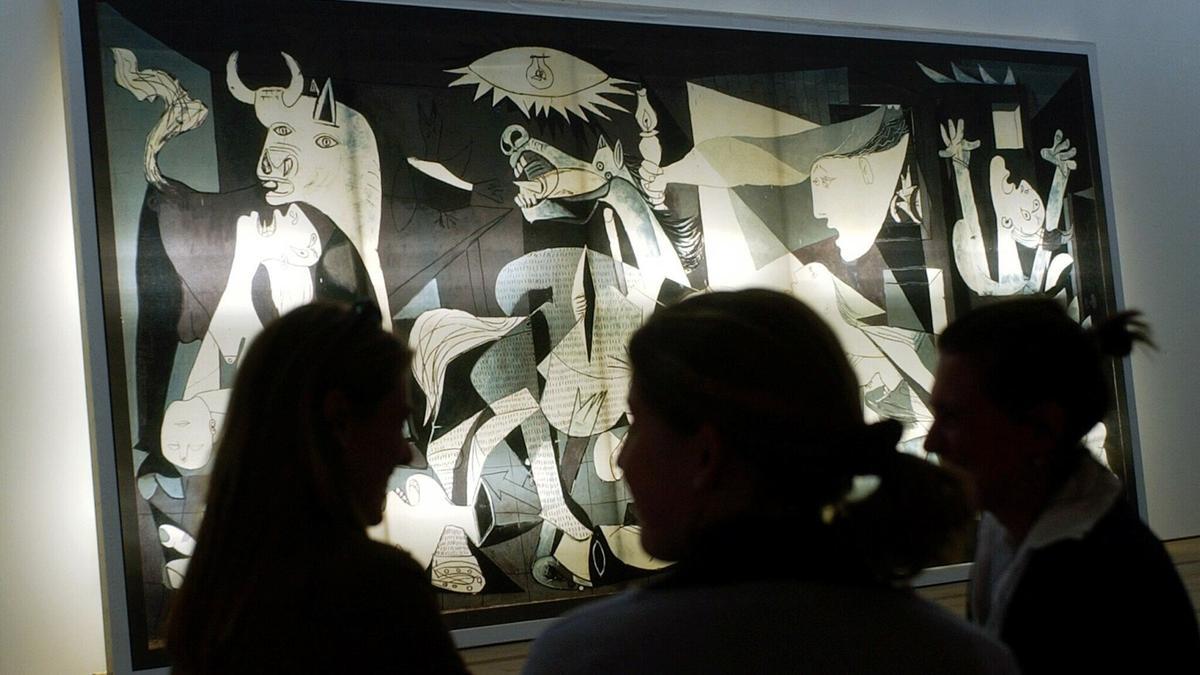 Millones de personas han tenido la oportunidad de ver el cuadro del pintor malagueño desde su presentación en la Exposición Internacional de París de 1937.