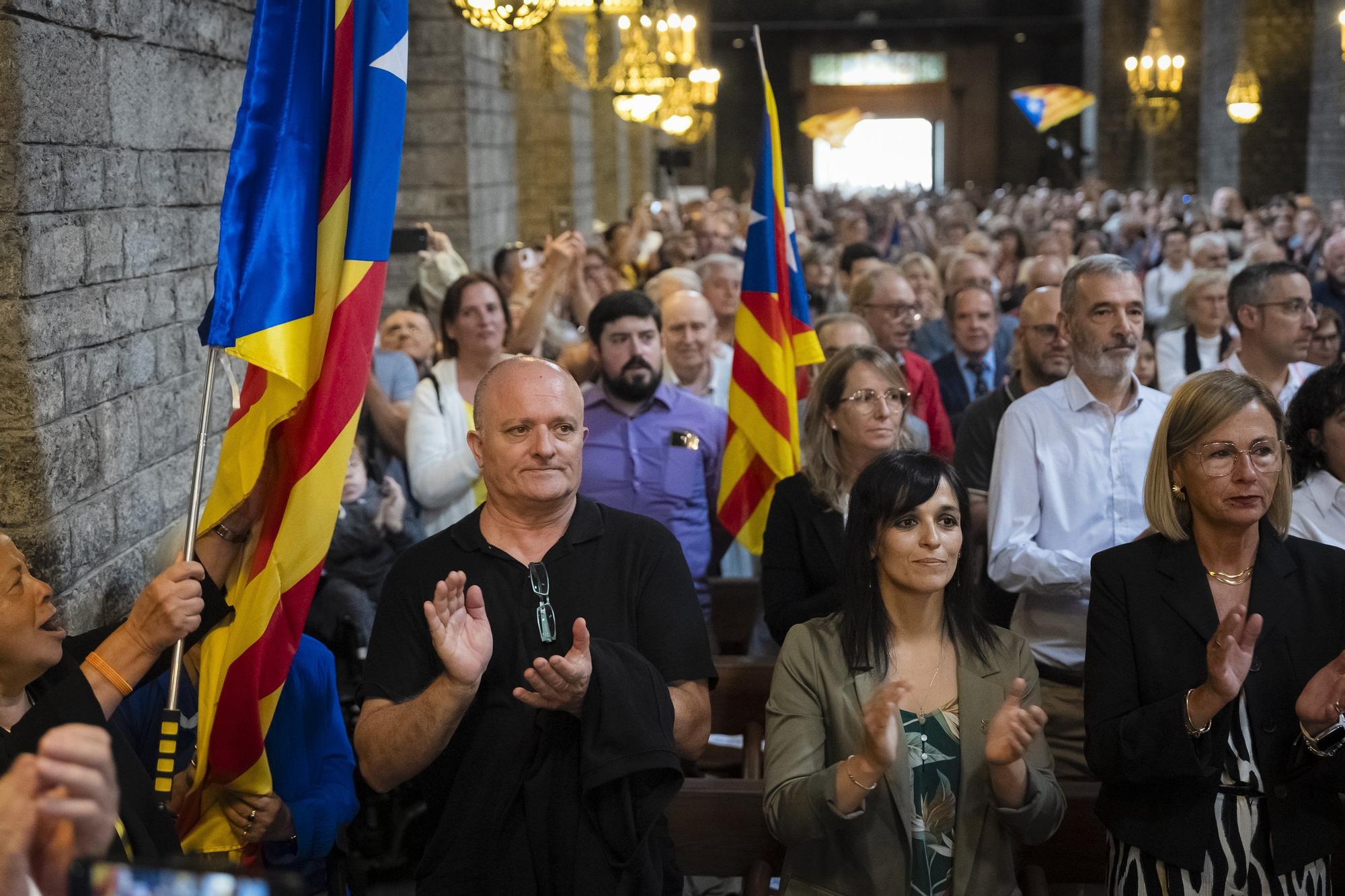 Unos 41.500 independentistas se manifiestan en la Diada en Barcelona, Girona y Tortosa