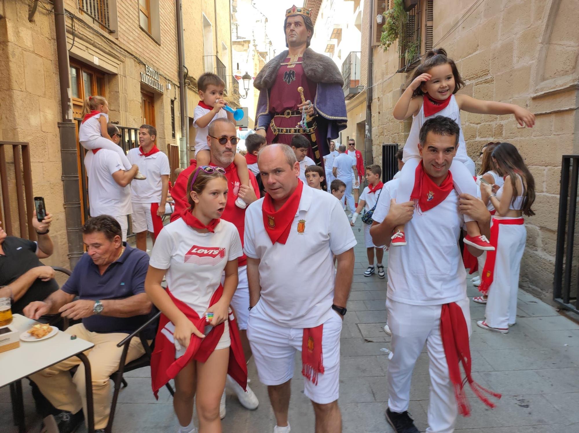 Fotos del cohete de fiestas de Viana 2025