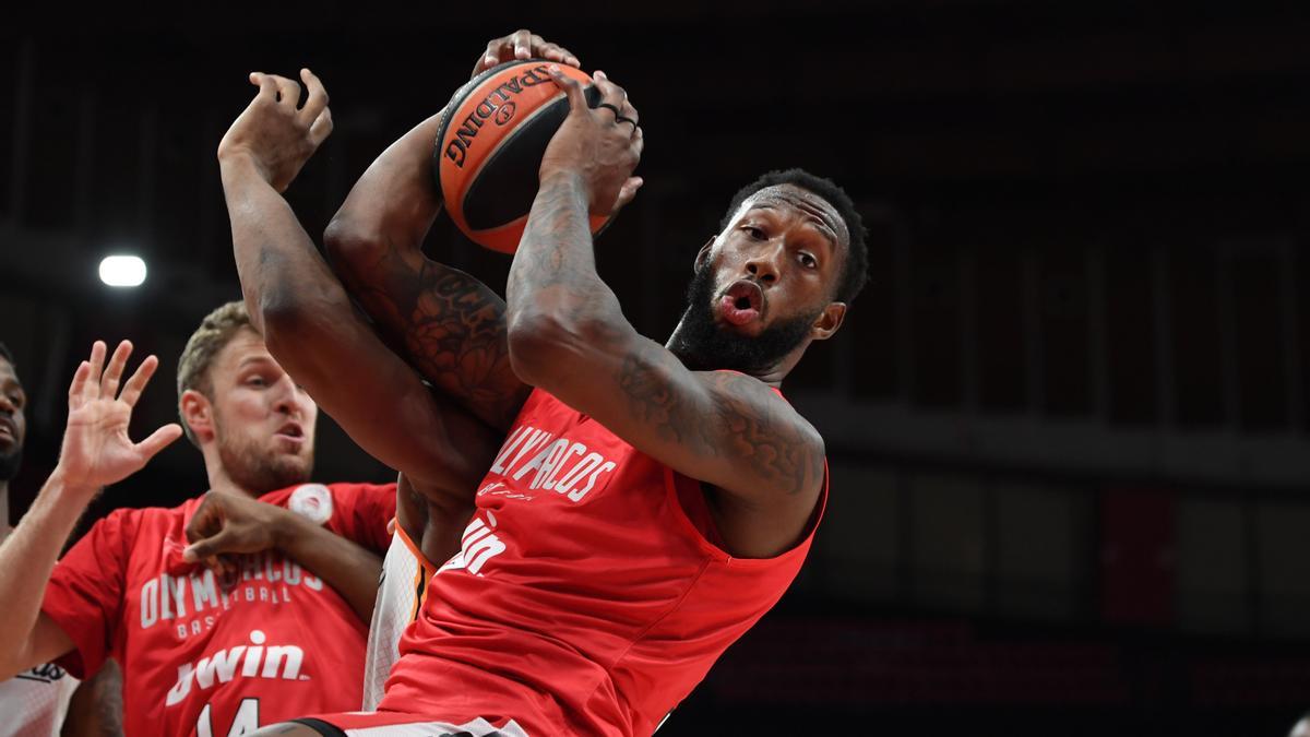 Donta Hall, durante un amistoso de esta pretemporada.