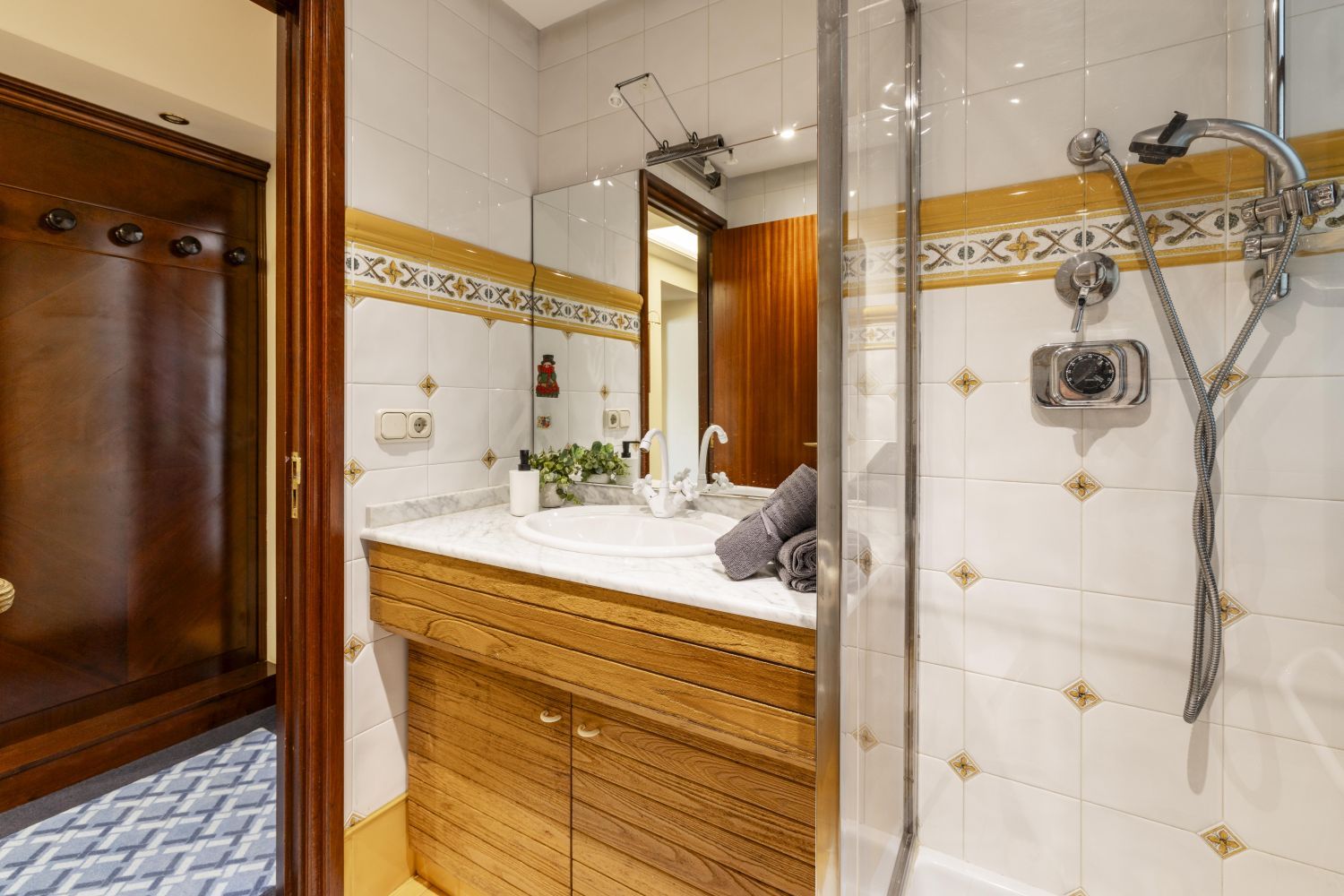 Vivir en el corazón de San Sebastián: espacio, luz y carácter en el Gros más exclusivo