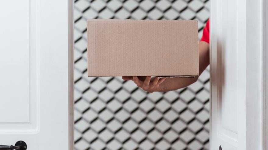 Cuidado si te encuentras un paquete, una criminóloga advierte sobre la nueva modalidad de estafa
