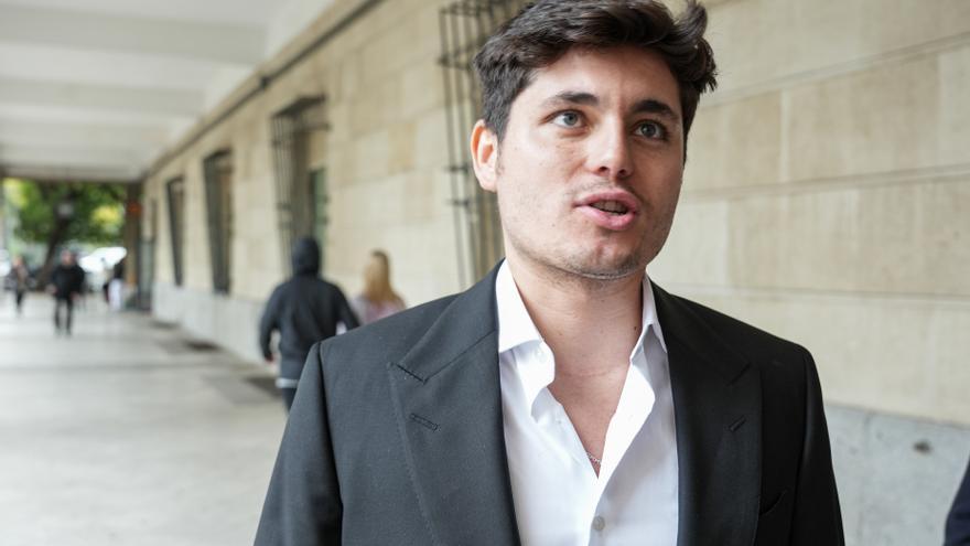 Una jueza procesa al agitador Vito Quiles por injurias y calumnias contra el secretario de Facua