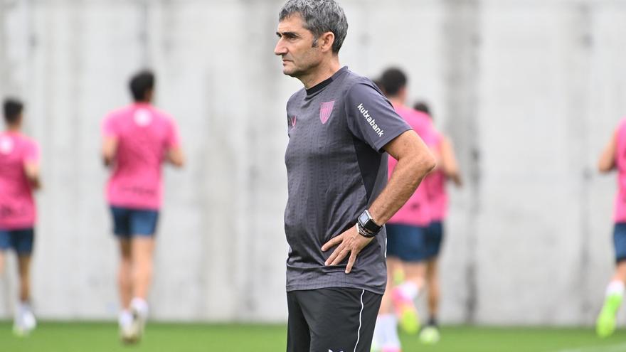 Valverde se lleva a 24 leones a México y una docena no viaja
