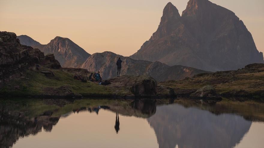 &#039;Sustraiak&#039;: cuando la montaña y los afectos se convierten en herramientas de supervivencia