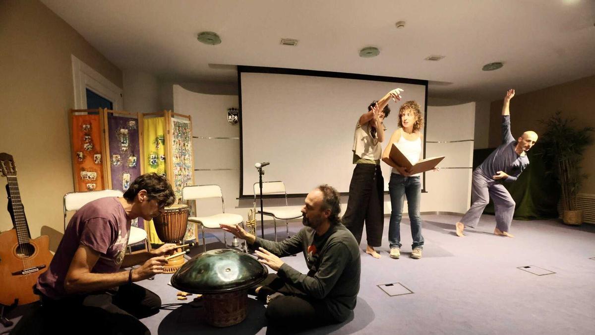 Un ensayo previo en la Casa de Cultura Ignacio Aldecoa.