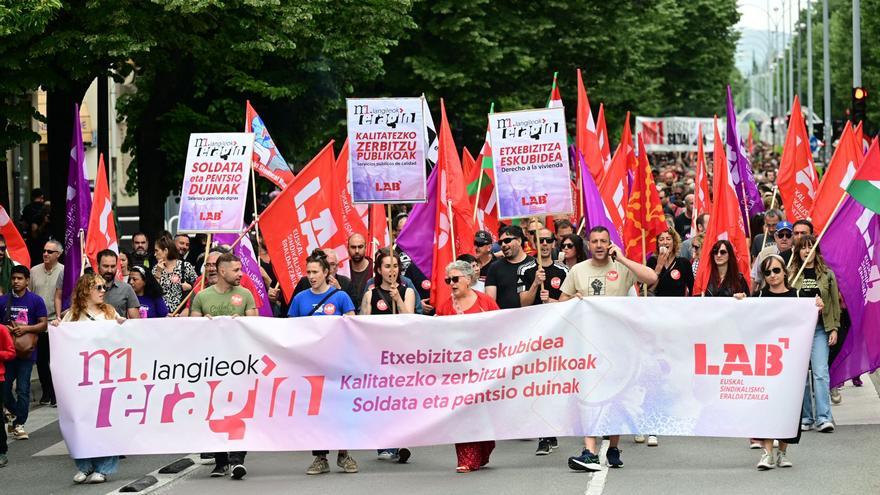 Fotos de la manifestación de LAB por el 1 de mayo