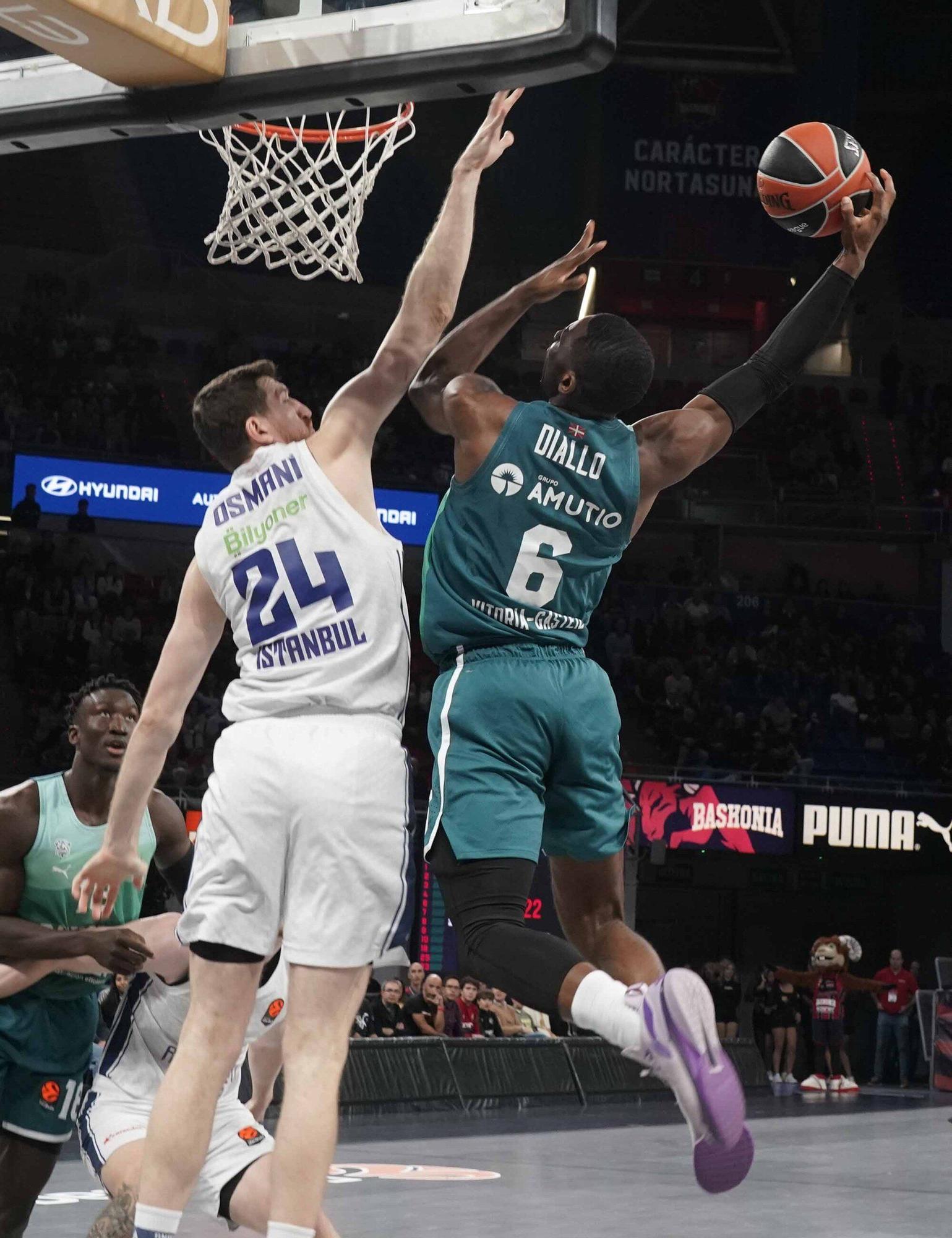 Las mejores imáganes del Baskonia 86-75 Anadolu Efes