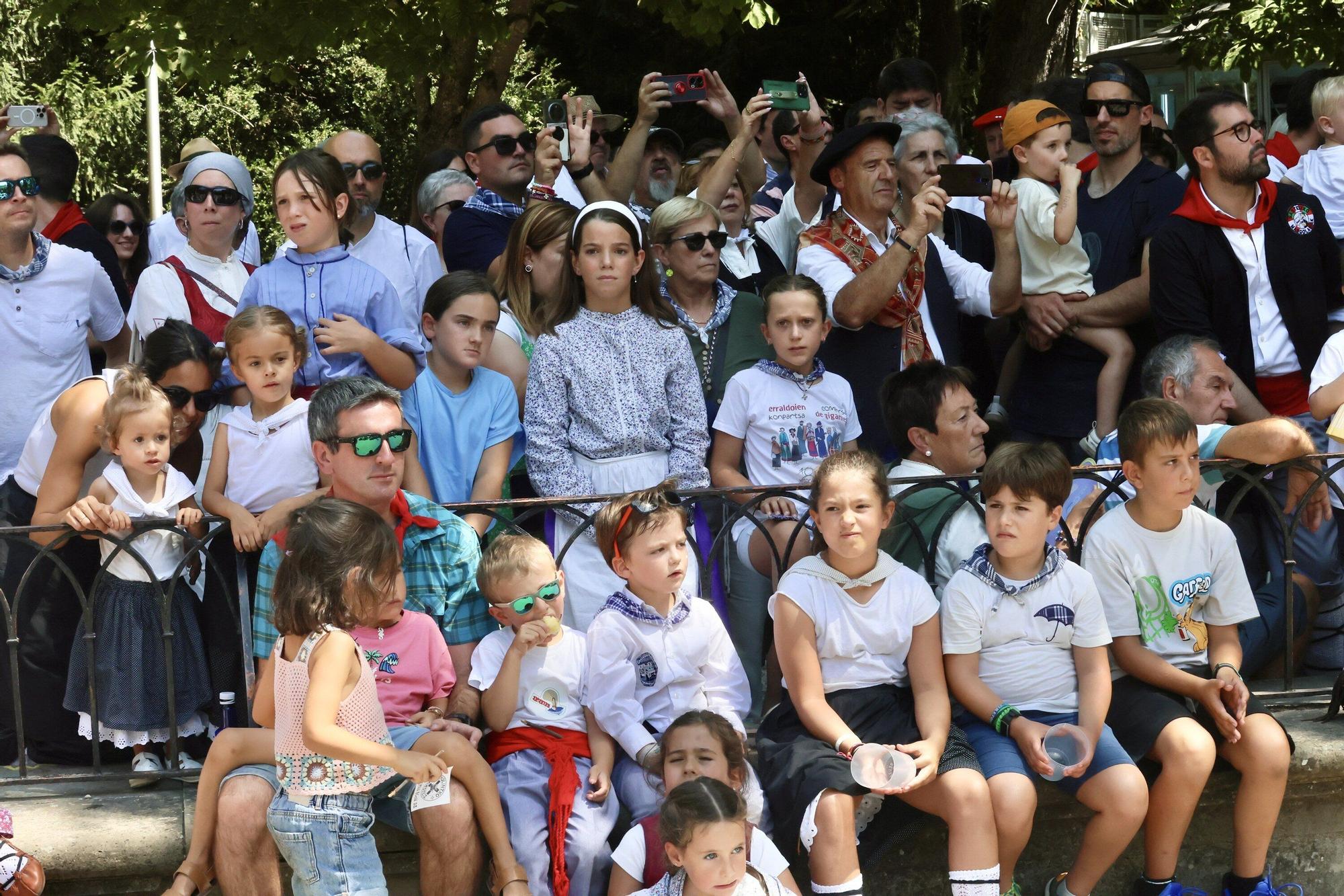 En imágenes: Los txikis se adueñan de su día en las fiestas de La Blanca