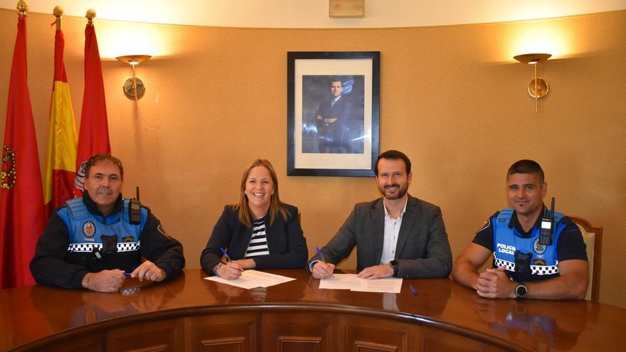 La policía local de San Adrián y Azagra se prestará ayuda mutua y colaborará en momentos puntuales