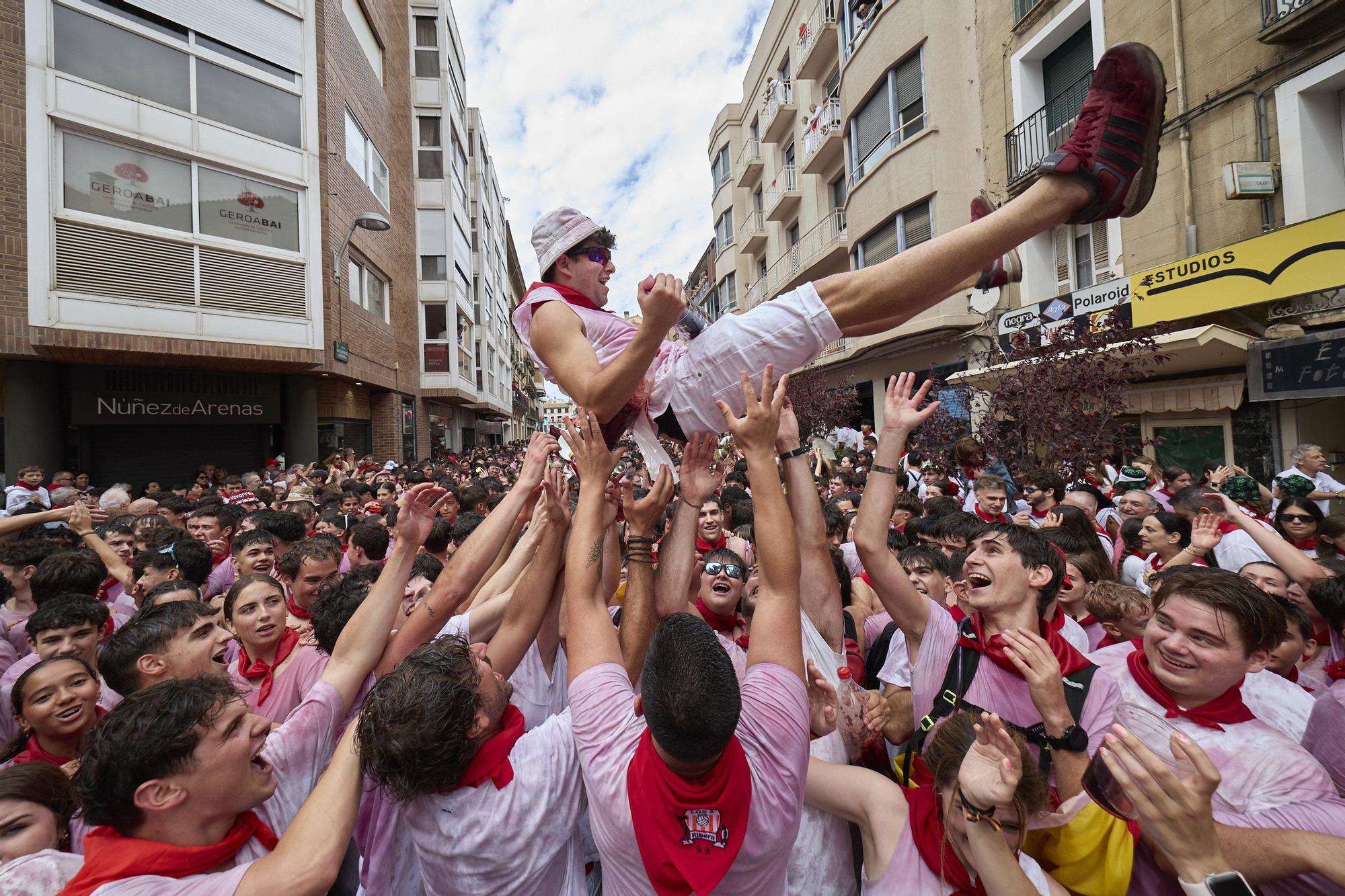 Fotos del cohete de las fiestas de Tudela 2025