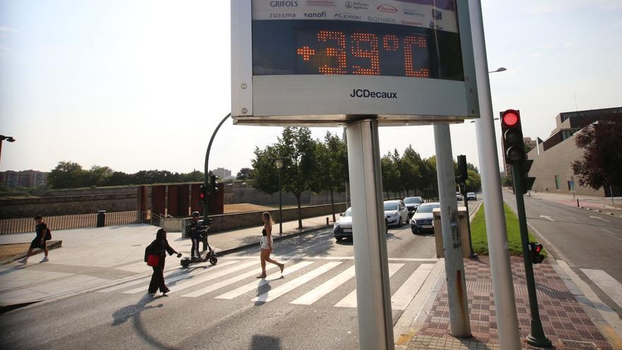 Se disparan los golpes de calor en Navarra: ¿cada cuánto tiempo hay que beber agua?