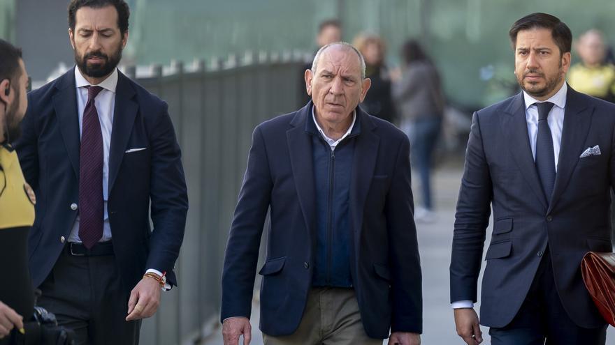 La policía que denunció al exDAO solicita nuevamente que se le prohíba comunicarse con ella