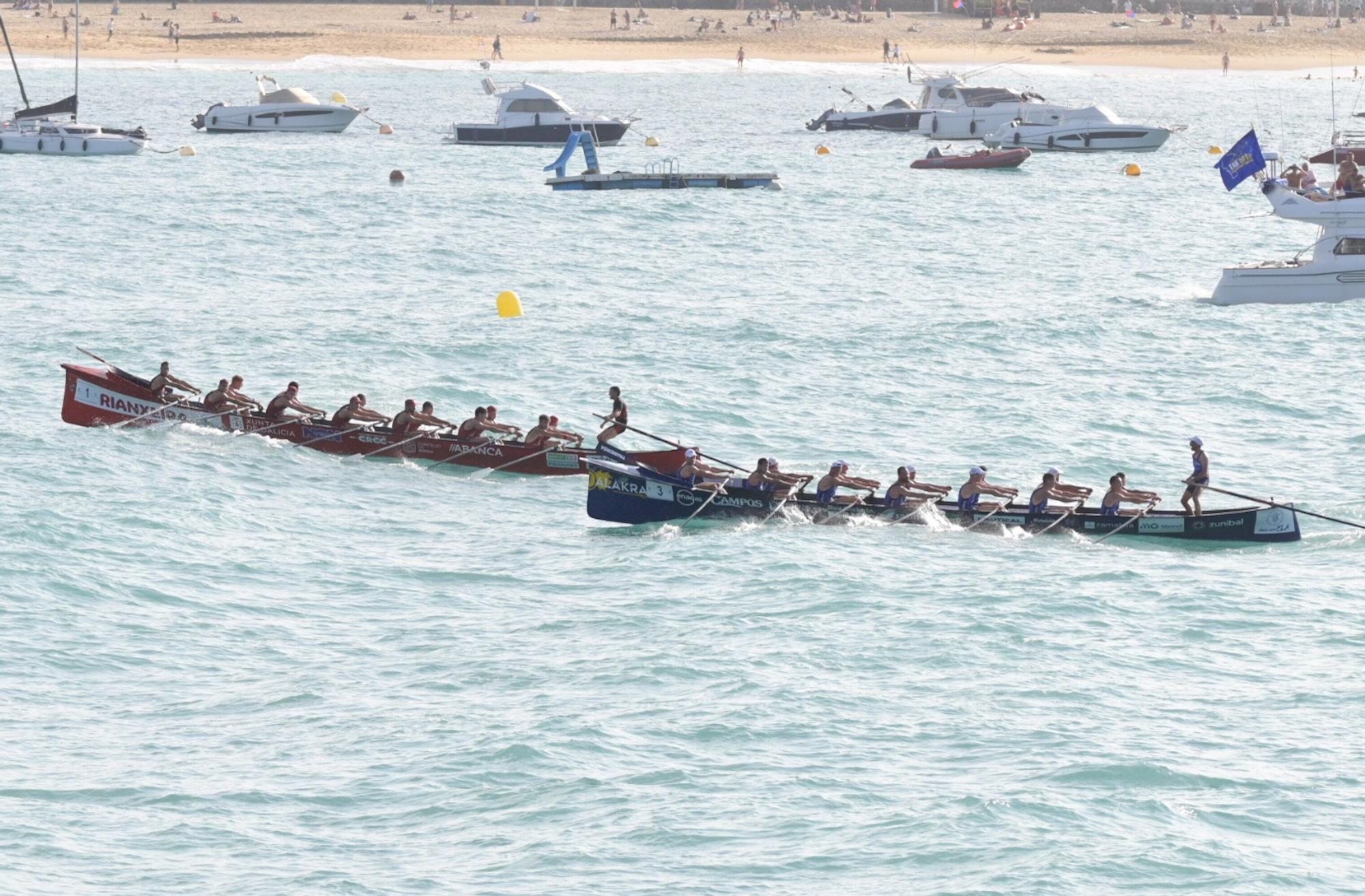En imágenes: regata clasificatoria para la Bandera de La Concha