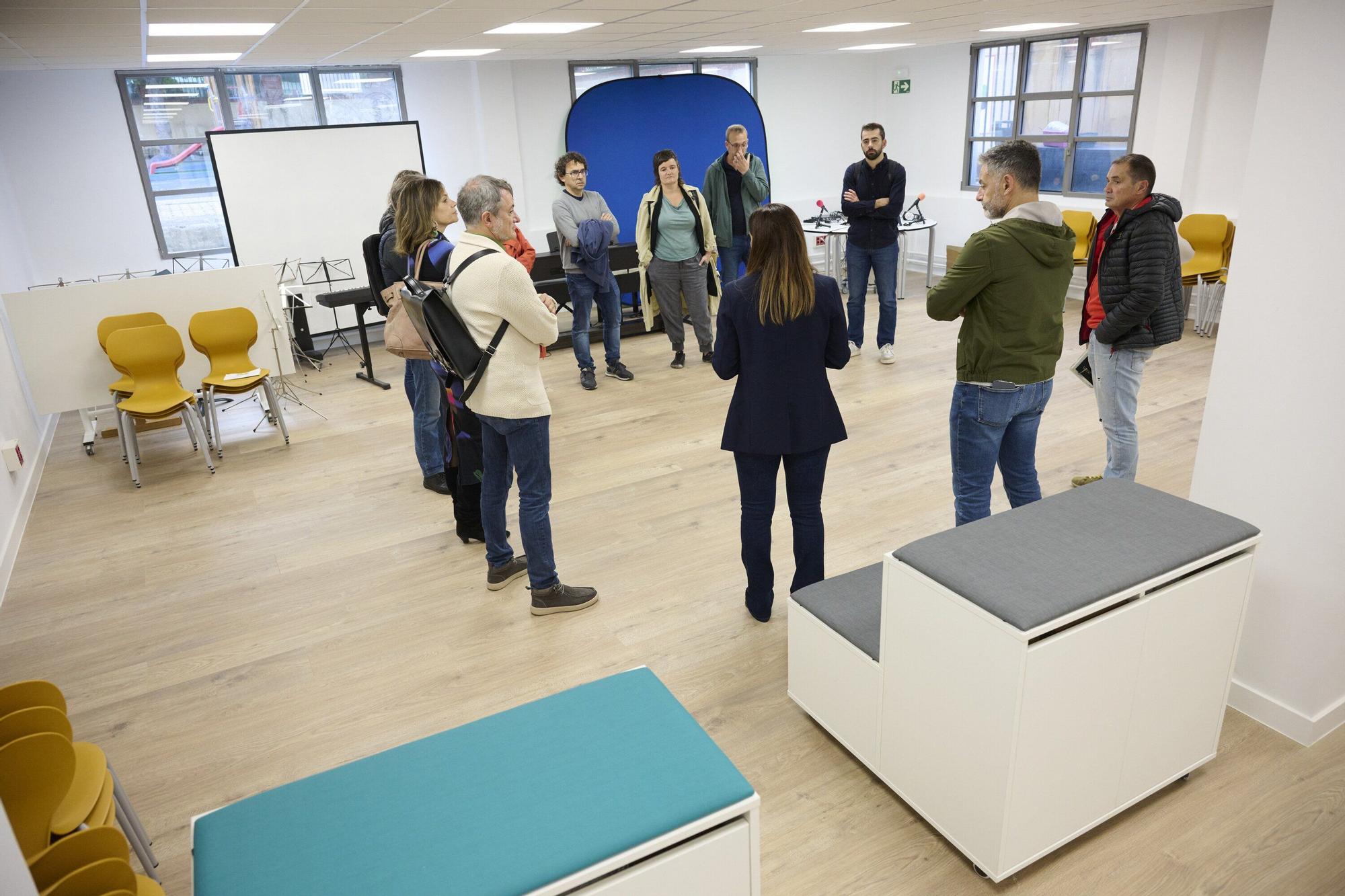 FOTOS | Visita al Aula Ikasnova